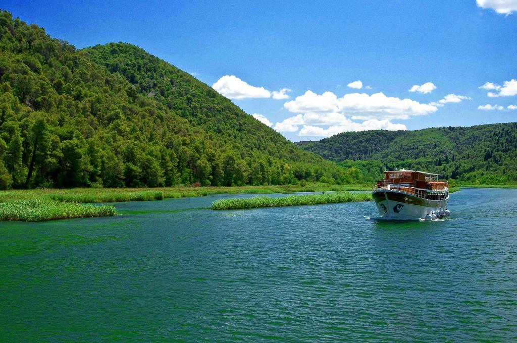 Hotel Skradinski Buk Exterior photo